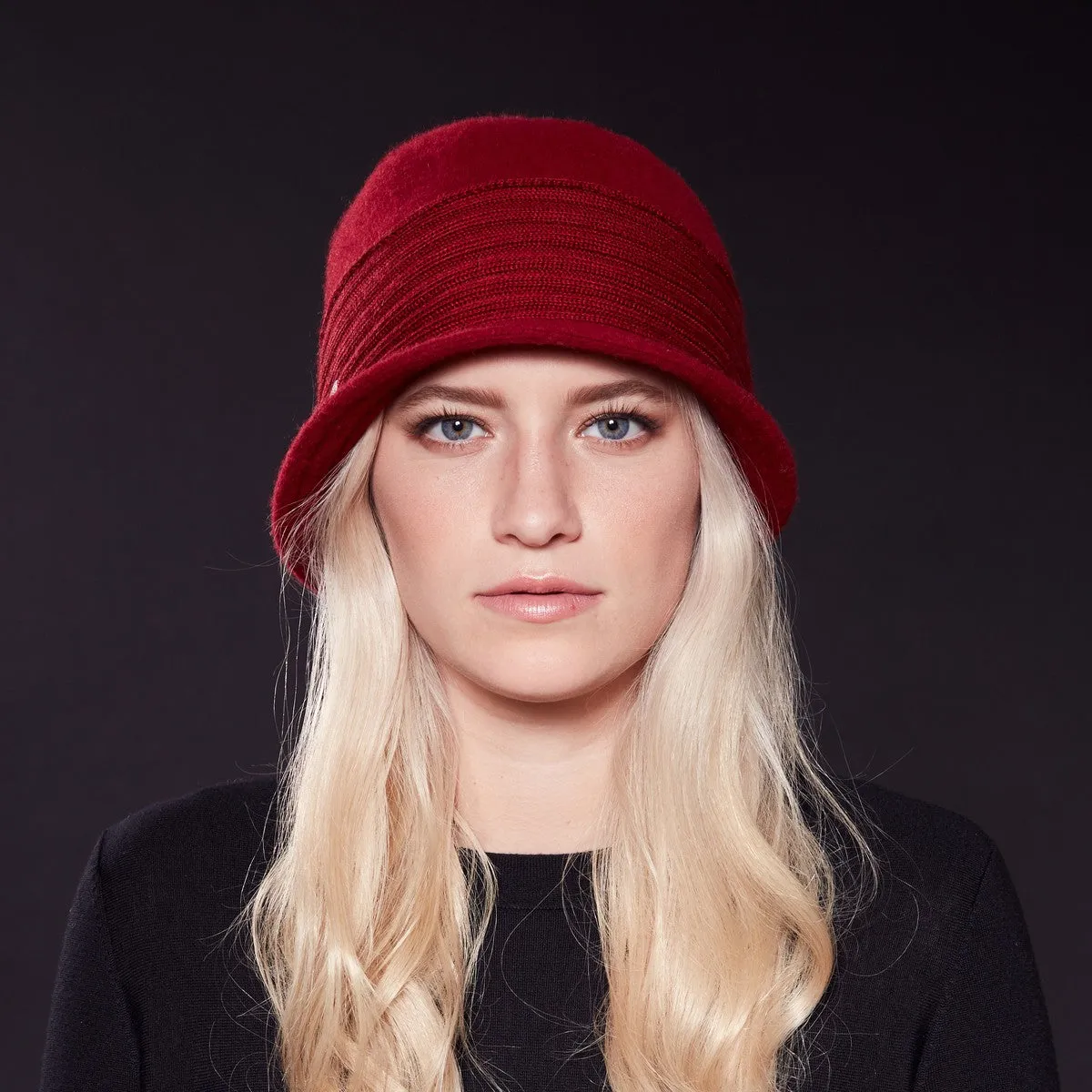 CLARA - SOFT WOOL CLOCHE