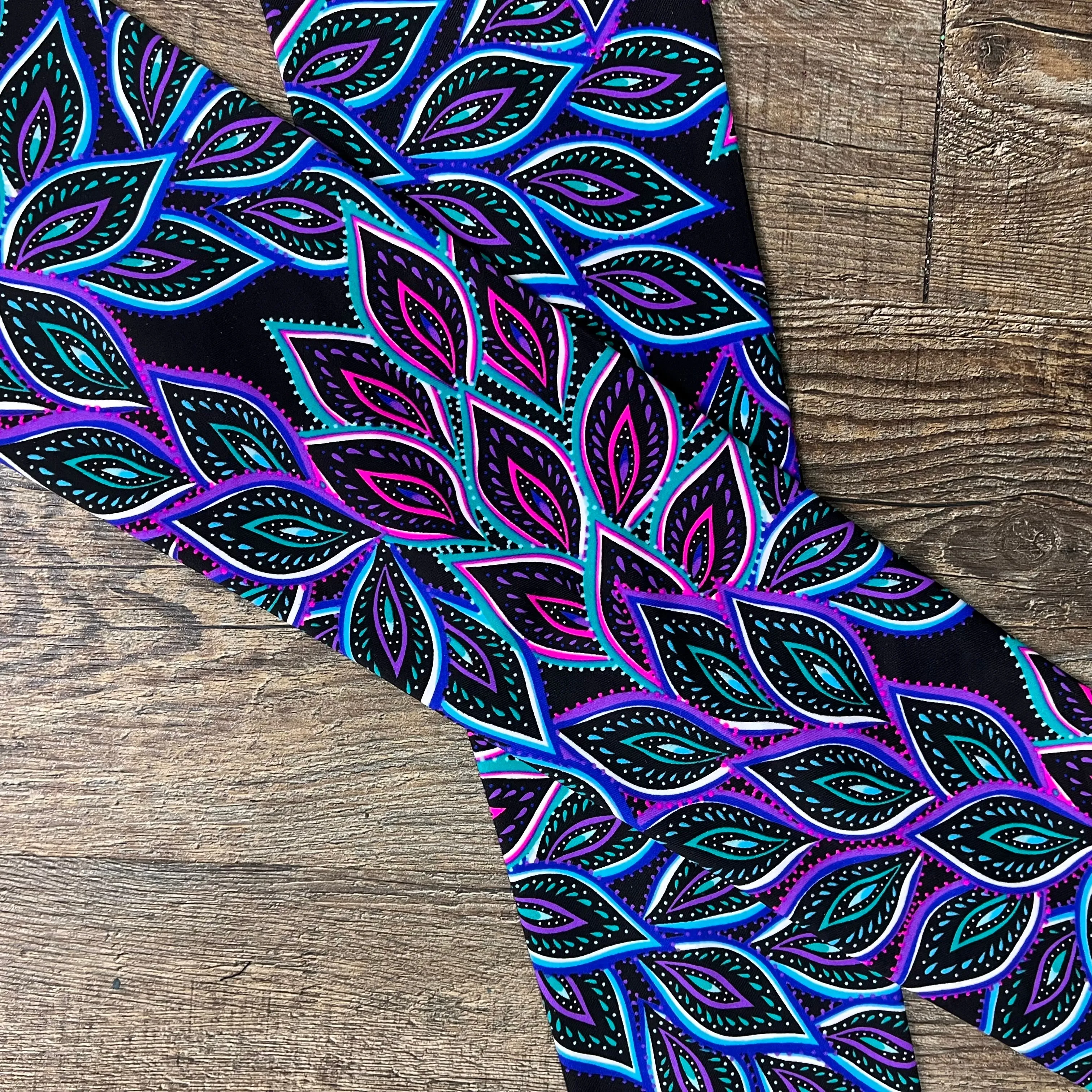 Compression Arm Sleeves in Peacock Print Spandex